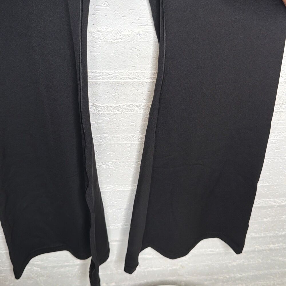 OFFLINE by Aerie Real Me Crossover Flare Legging  Black Large Short Nwt - Picture 6 of 10